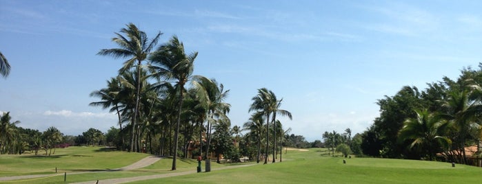 Flamingos Golf is one of Tempat yang Disukai Jose Manuel.