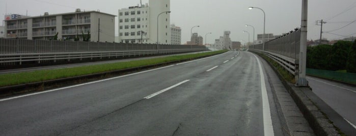 幕張陸橋 is one of 幕張周辺の橋・交差点・通り.