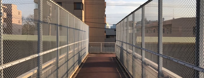幕張歩道橋 is one of 幕張周辺の橋・交差点・通り.
