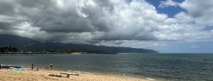 Hale'iwa Beach Park is one of Andy’s Liked Places.