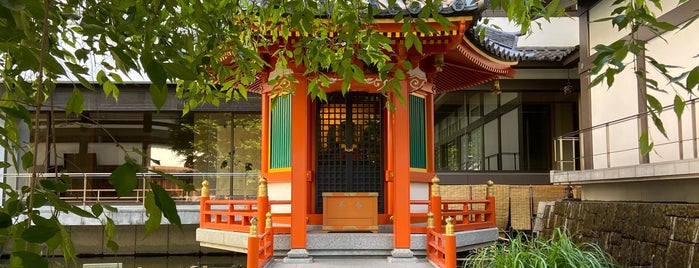 Rokkaku-do is one of 京都.