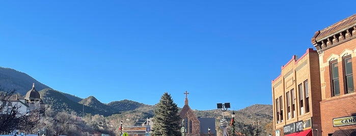 Manitou Springs is one of <3 Denver.