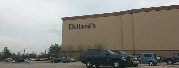 Dillard's is one of Rodney'in Beğendiği Mekanlar.