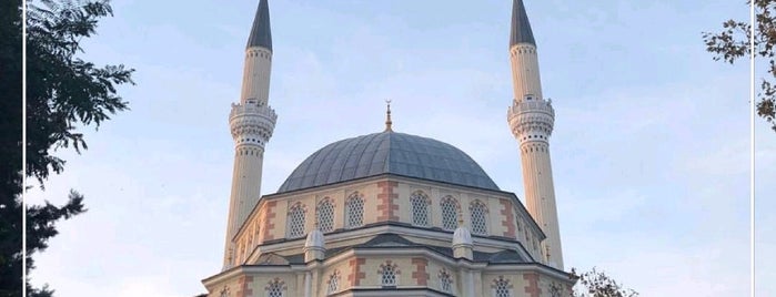 Çinili Camii is one of İstanbul.