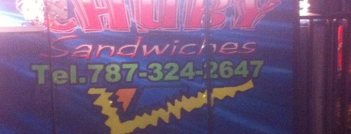La Chuby Sandwiches is one of Lugares favoritos de William.