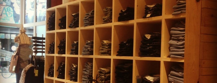 Mud Jeans is one of de Hipste adresjes van Gent: shops and places.