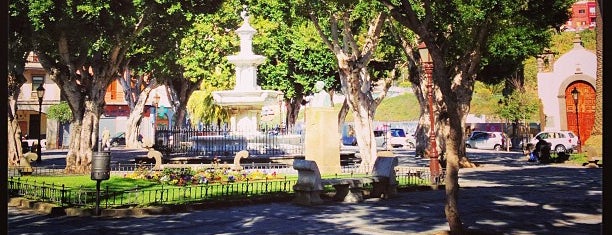 Plaza del Adelantado is one of Lugares favoritos de Nina.
