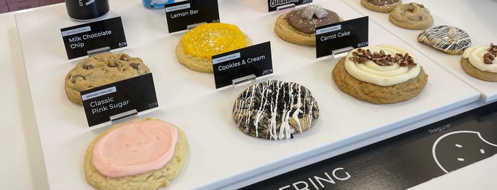 Crumbl Cookie is one of Coral Springs.