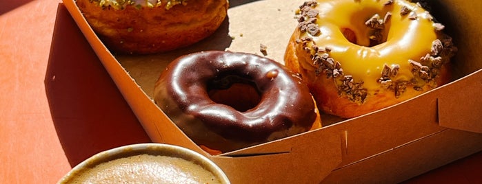 Dynamo Donut & Coffee Kiosk is one of donuts.