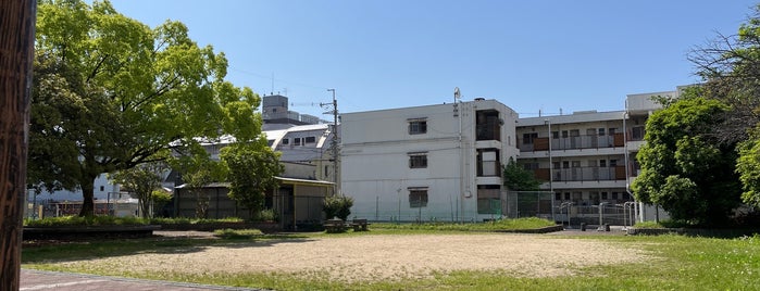 Nara is one of 近畿の市区町村.
