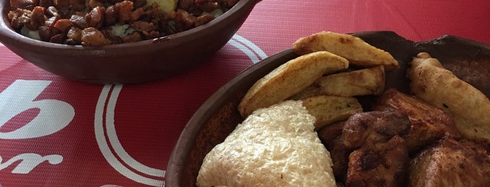 Los Motes y Chugchucaras de la Guanguiltagua is one of Lugares (Huecas) para comer..