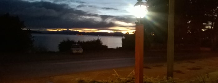 Playa Melipal is one of Conocete Bariloche.