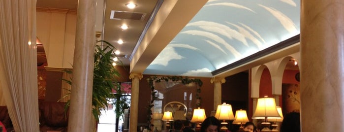 Venetian Nail Spa is one of Camilaさんのお気に入りスポット.