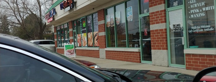 Quiznos is one of Top 10 dinner spots in Des Plaines, IL.