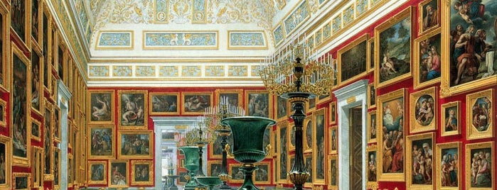 Musée de l'Ermitage is one of Петербургские советы.