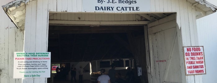 Round Cattle Barn is one of south Eastern Ohio FUN.