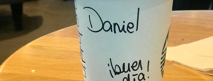 Starbucks Coffe, SCL is one of Milyerk Pamela'nın Beğendiği Mekanlar.