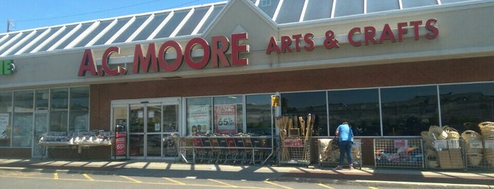 A.C. Moore Arts & Crafts is one of Mike'nin Beğendiği Mekanlar.