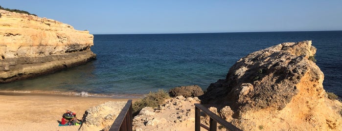 Praia Albandeira is one of Ola : понравившиеся места.