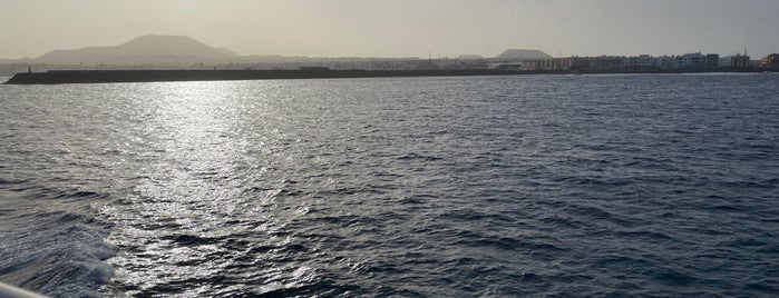 Puerto de Corralejo is one of Cruise Places.