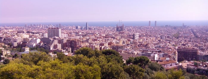 Parque Güell is one of Top photography spots.