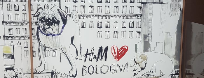 H&M is one of Guide to Bologna's best spots.