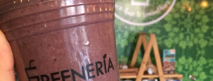 Greeneria Juice Bar & Smoothies is one of Organic Raw.