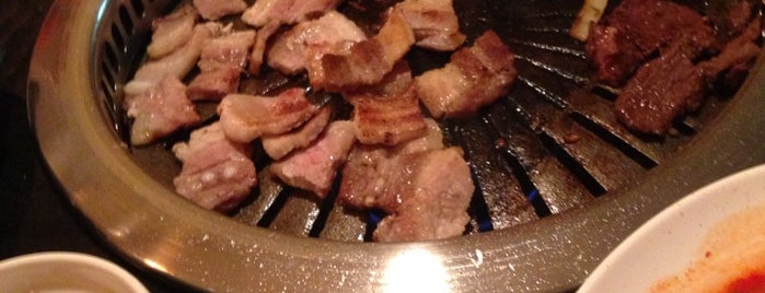 Sonagi Korean BBQ is one of สถานที่ที่บันทึกไว้ของ Cynthia.