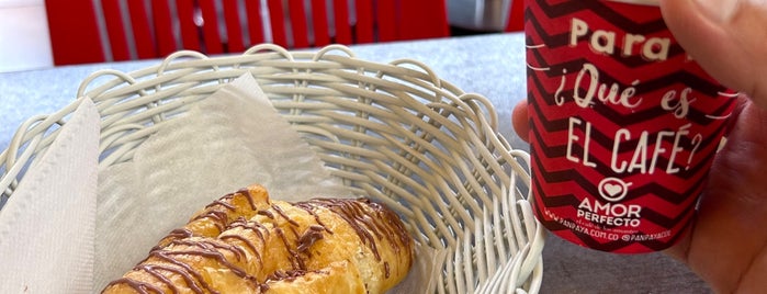 Pan Pa' Ya! is one of The 15 Best Places for Croissants in Bogotá.