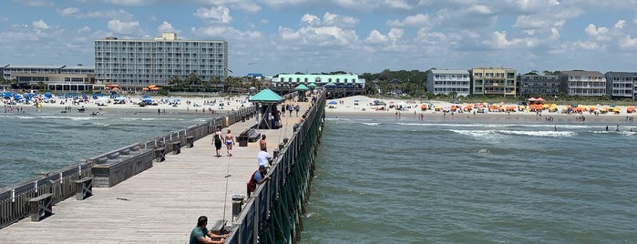 Folly Beach Pier is one of สถานที่ที่ Greg ถูกใจ.