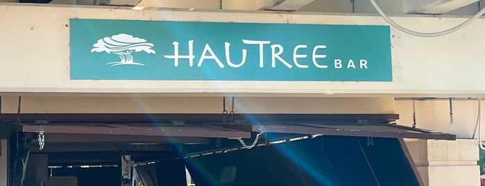 Hau Tree Bar is one of Waikiki 2013.