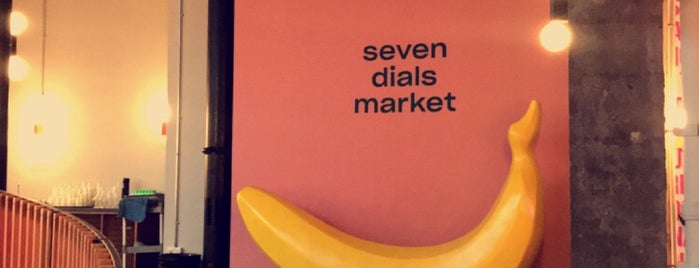 Seven Dials Market is one of สถานที่ที่บันทึกไว้ของ Sevgi.