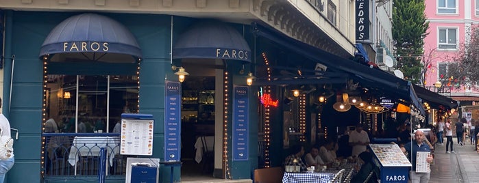 Faros Restaurant is one of Lugares favoritos de Nalan.