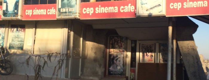 Cep Sinema Cafe is one of Slm.