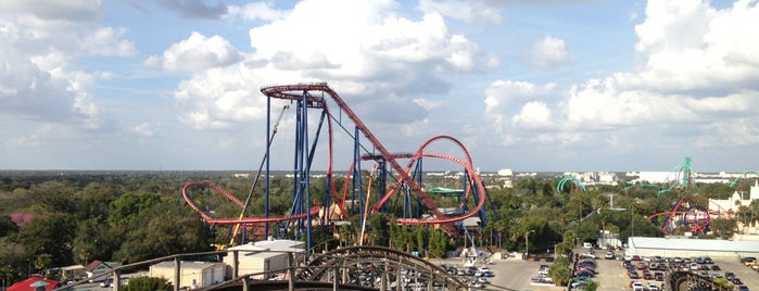 Busch Gardens Tampa Parking Complex is one of สถานที่ที่ Lizzie ถูกใจ.