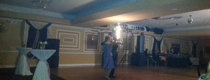 Killian Grand Salon Ballroom is one of Posti che sono piaciuti a Auro.