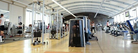 Post SV Fitlounge is one of สถานที่ที่ Christian ถูกใจ.