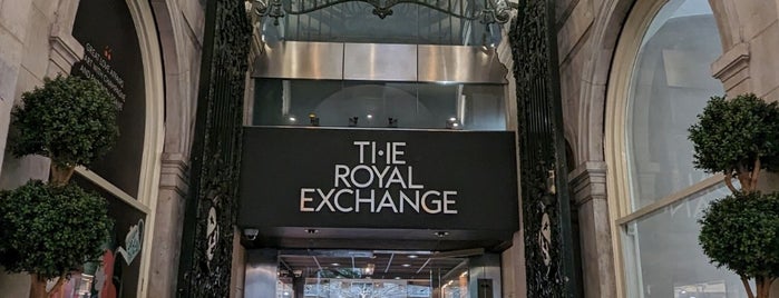 The Royal Exchange is one of Lugares favoritos de James.