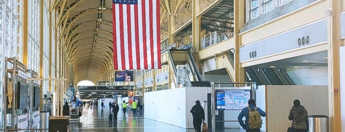 North Security Checkpoint is one of Jon'un Beğendiği Mekanlar.