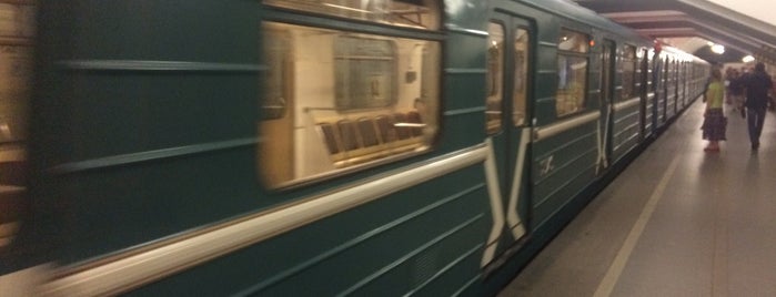 metro Oktyabrskaya, line 5 is one of Around The World: Europe 4.