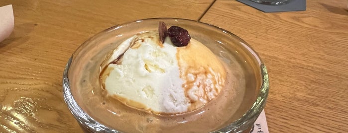 Cavehane is one of SEOUL 101: Coffee and Desserts.