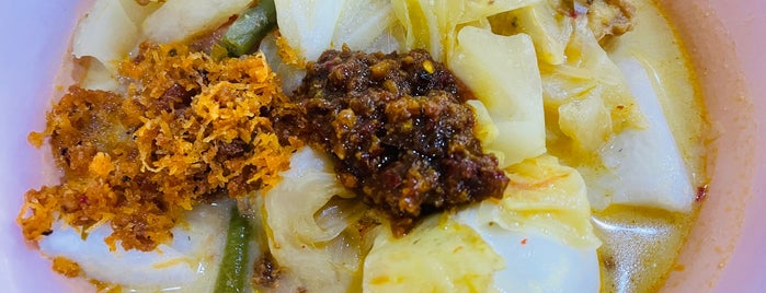 Wak Limah Stall is one of Singapore Local Eats.