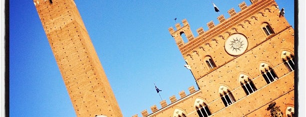 Piazza del Campo is one of Tuscany's - Toscana's Top spots.