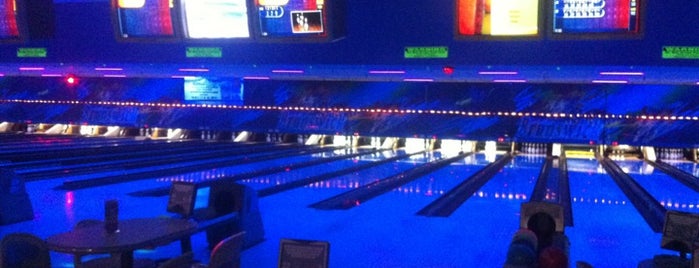 Brunswick Zone Harbour Lanes is one of Bowling Venues.