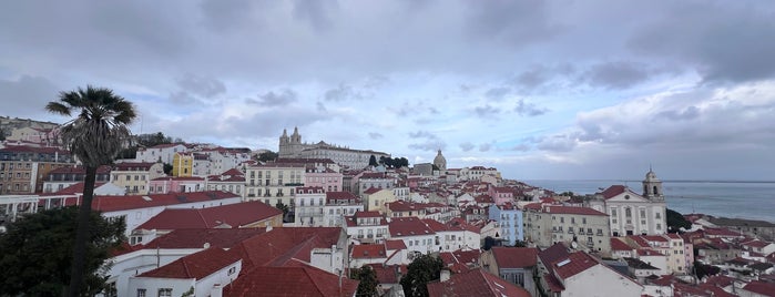 Largo Portas do Sol is one of Lisbon lookouts.