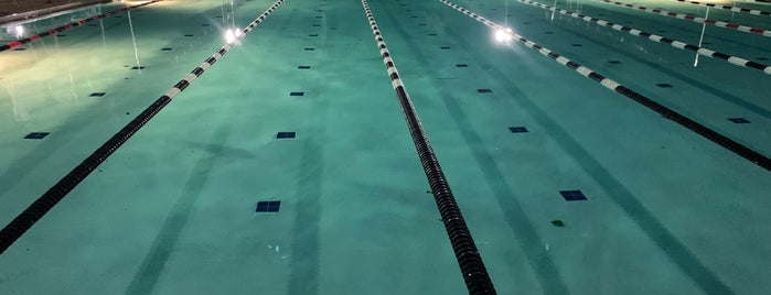 Old Keene Mill Swim And Racquet Club is one of Top DC Lap Pools.