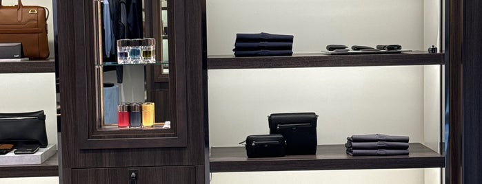 Alfred Dunhill is one of London Must Visit.