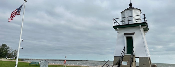 Port Clinton Lighthouse is one of Lighthouses of Lake Erie.