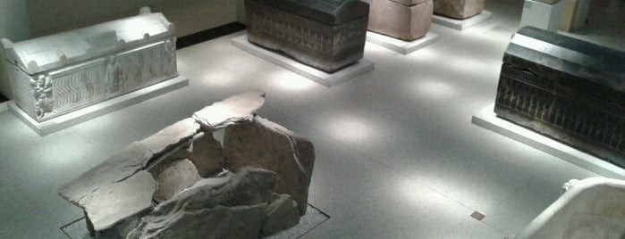 Neues Museum is one of Alemanha.