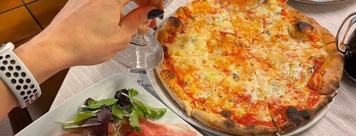 Pizzeria Al Gelso is one of Udine.
